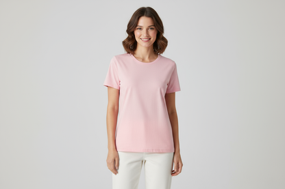 Polera rosada modelo mujer con rostro